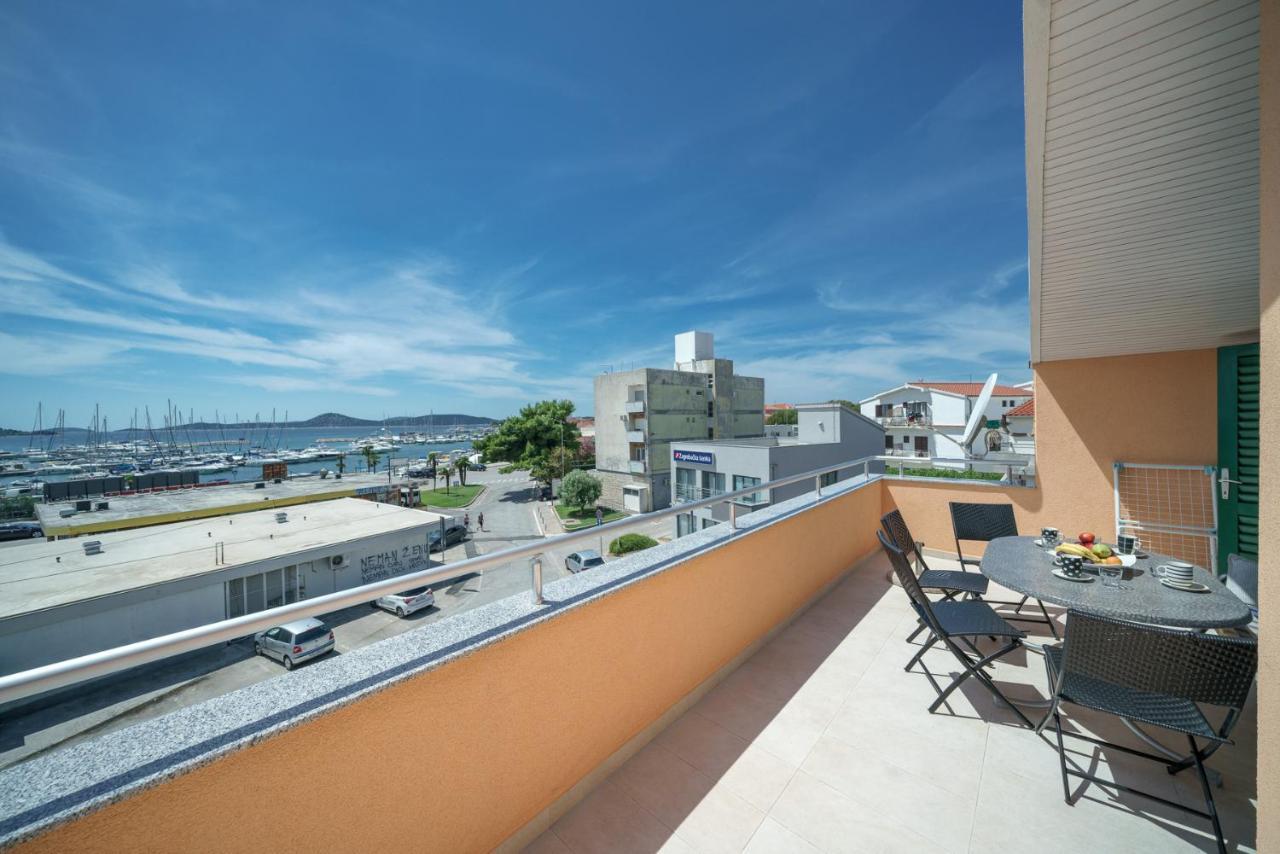 Apartmani Andora,Centar-Vodice Ngoại thất bức ảnh