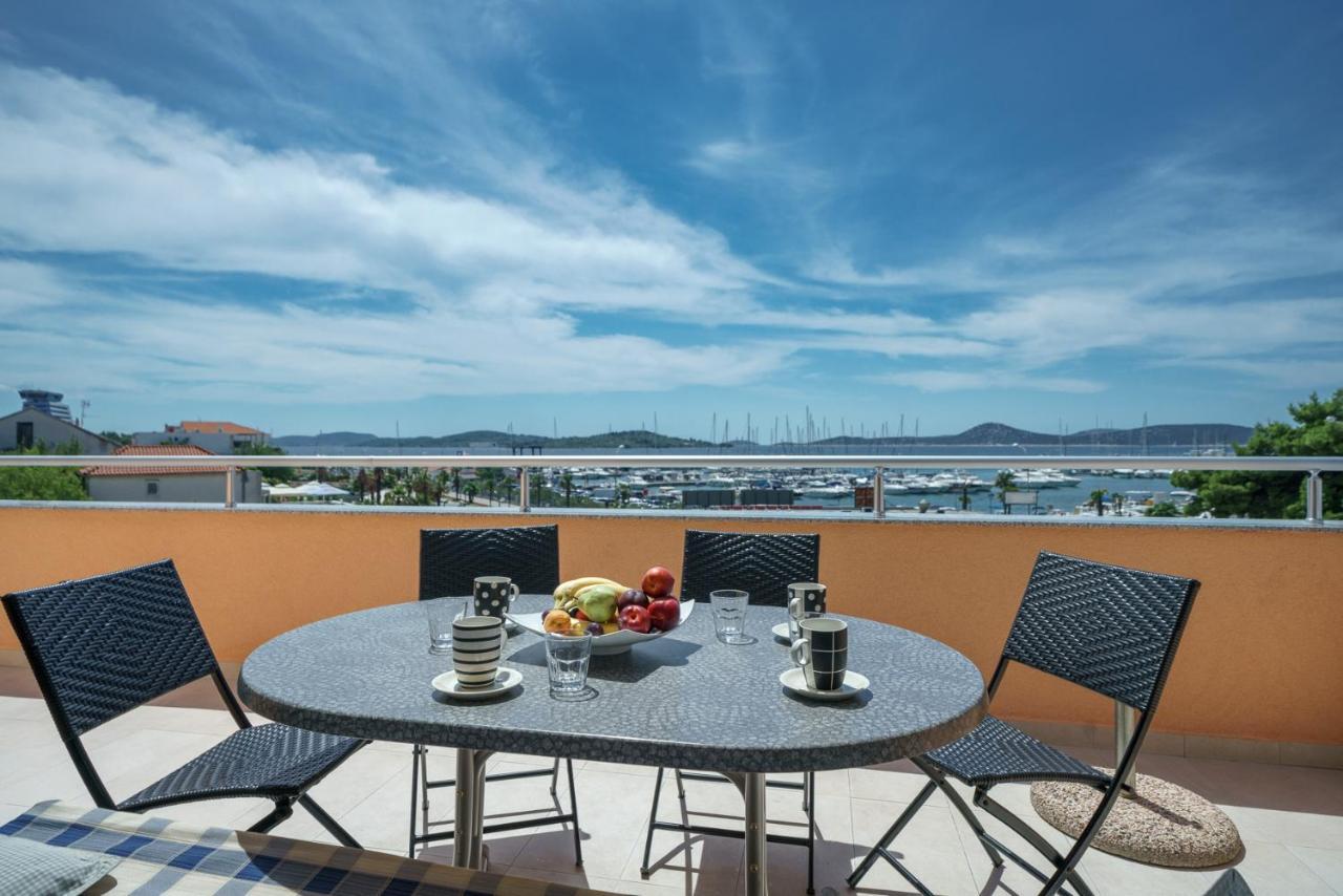 Apartmani Andora,Centar-Vodice Ngoại thất bức ảnh